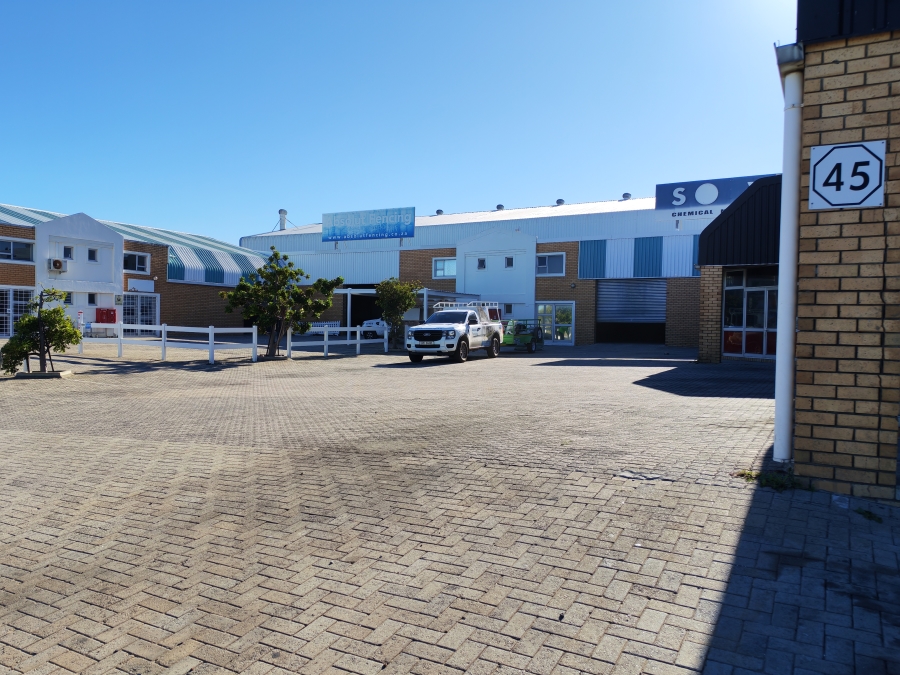 To Let Commercial Property for Rent in Somerset West Business Park Western Cape